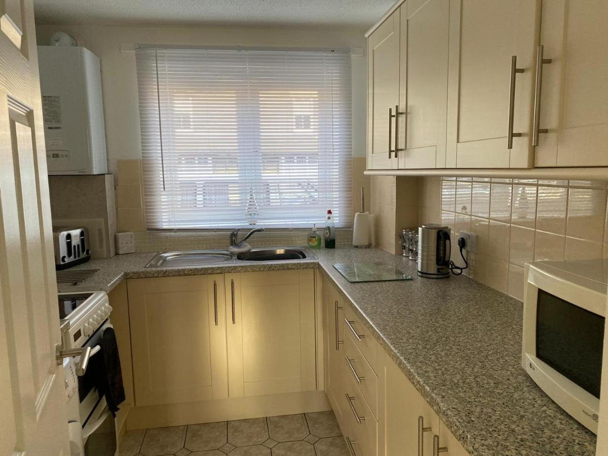 Riverside Park Ground Floor Apartment - St Neots Bagian luar foto