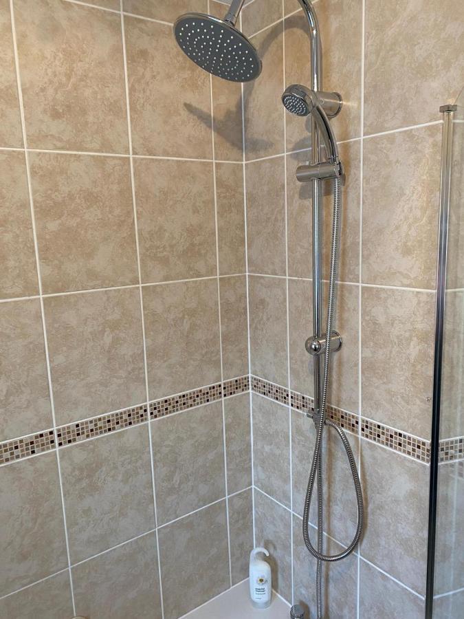 Riverside Park Ground Floor Apartment - St Neots Bagian luar foto
