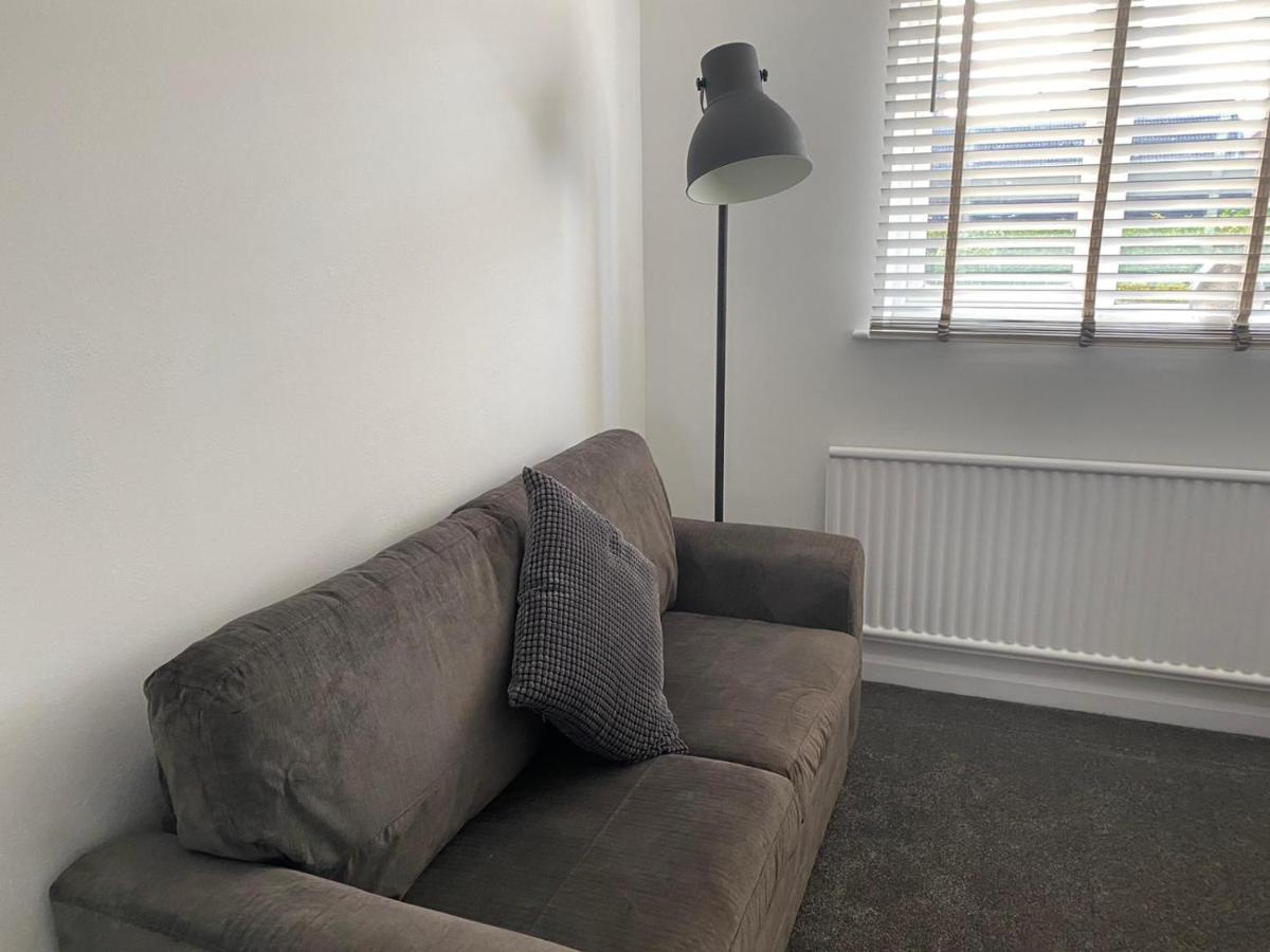 Riverside Park Ground Floor Apartment - St Neots Bagian luar foto