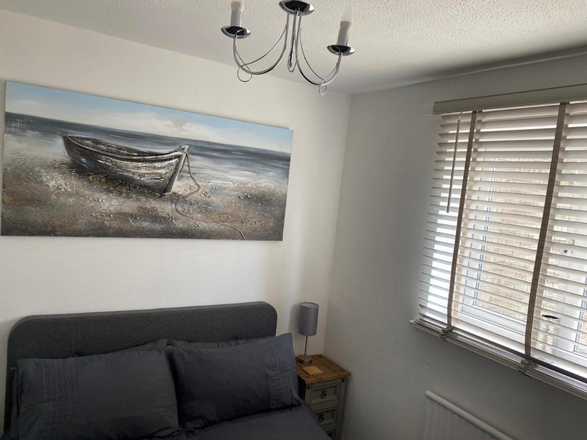 Riverside Park Ground Floor Apartment - St Neots Bagian luar foto